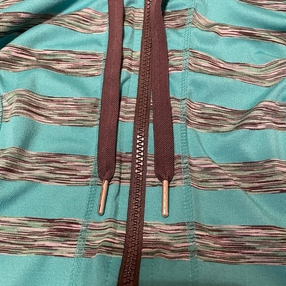 Lukka Lux athletic running hooded zip up jacket size medium - Picture 3 of 11